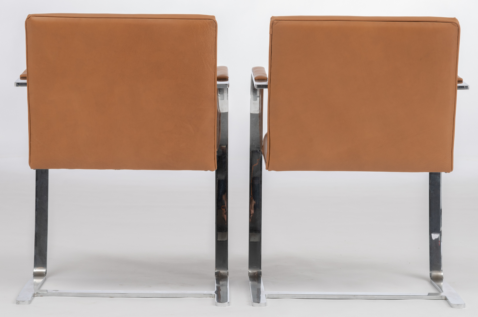 A pair of cognac leather upholstered 'Brno' armchair, design by Ludwig Mies van der Rohe for Knoll I - Image 4 of 12