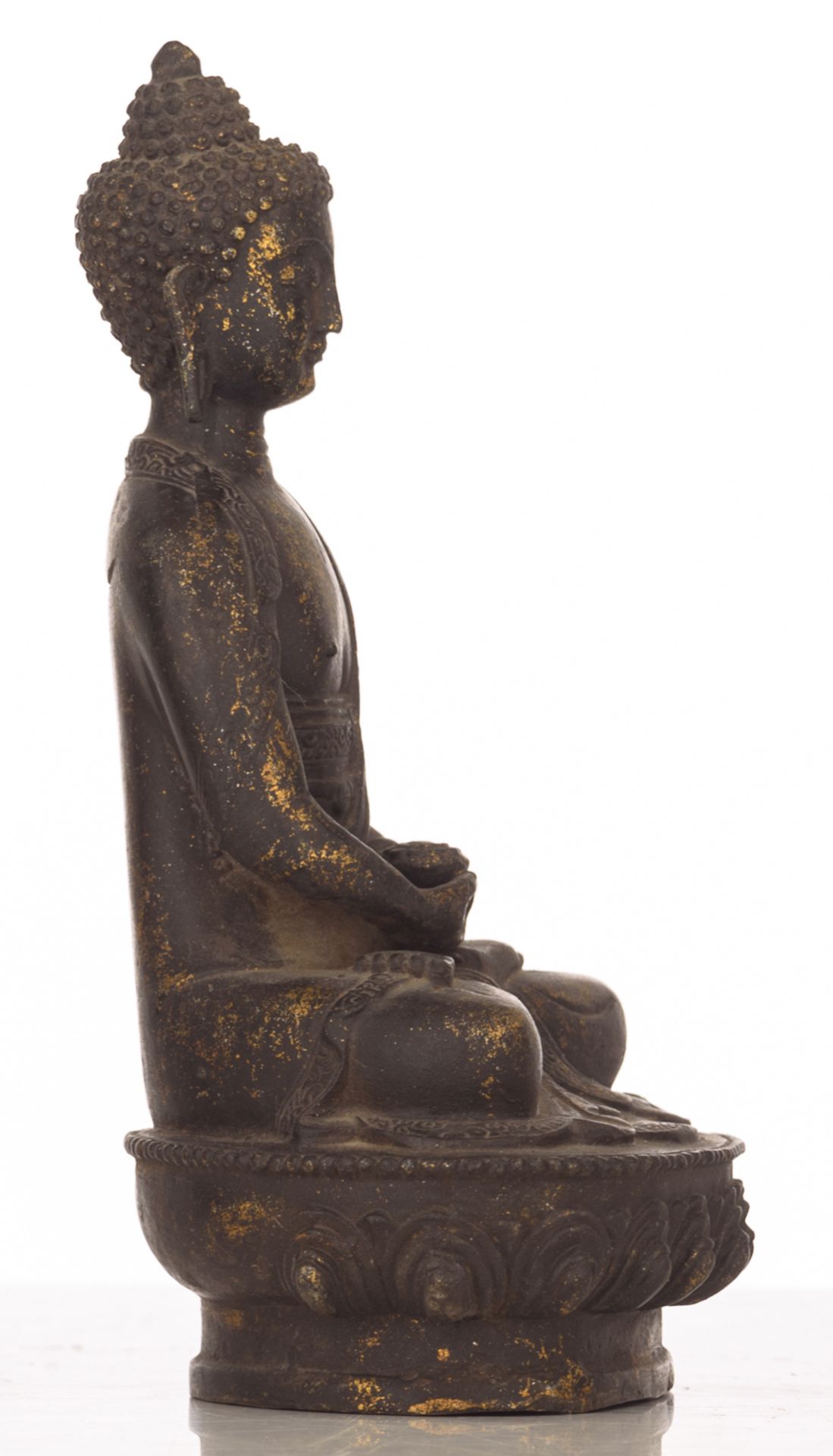 An Oriental gilt decorated bronze figure, depicting a meditating seated Buddha, on a lotus base, H 2 - Image 4 of 5