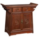 A Chinese mahogany side cabinet, H 81 - W 92 - D 40,5 cm