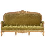 A gilt and polychrome painted wooden Baroque style settee with a green velvet upholstery, H 115,5 -