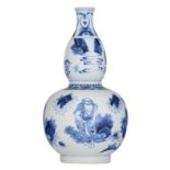 A Chinese blue and white double gourd vase, decorated with figures and a deer, 20thC, H 36,5 cm