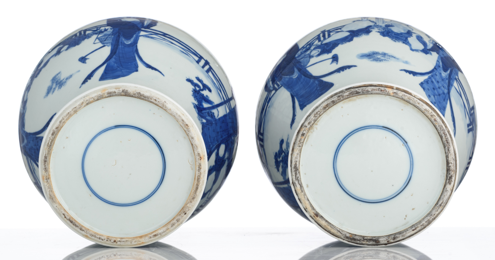 A pair of Chinese blue and white vases and covers, decorated with beauties in a garden setting, 19th - Image 6 of 8