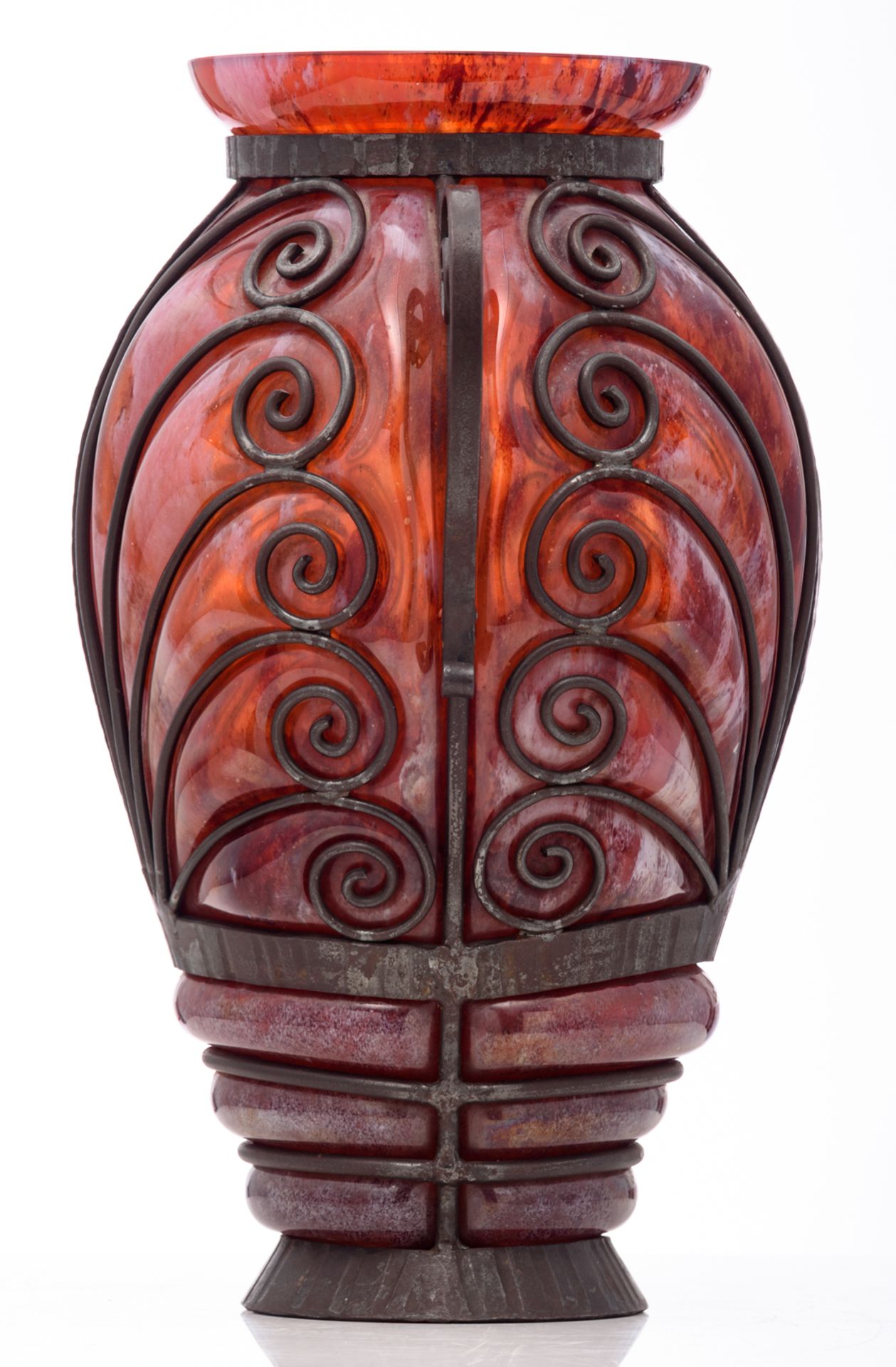 A Wiener Sezession style glass vase with wrought iron mounts, H 36 cm - Image 4 of 6