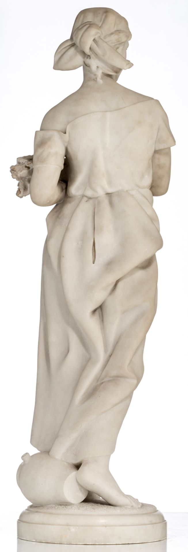 Madrassi L., the harvest, Carrara marble, H 96 cm - Image 3 of 6