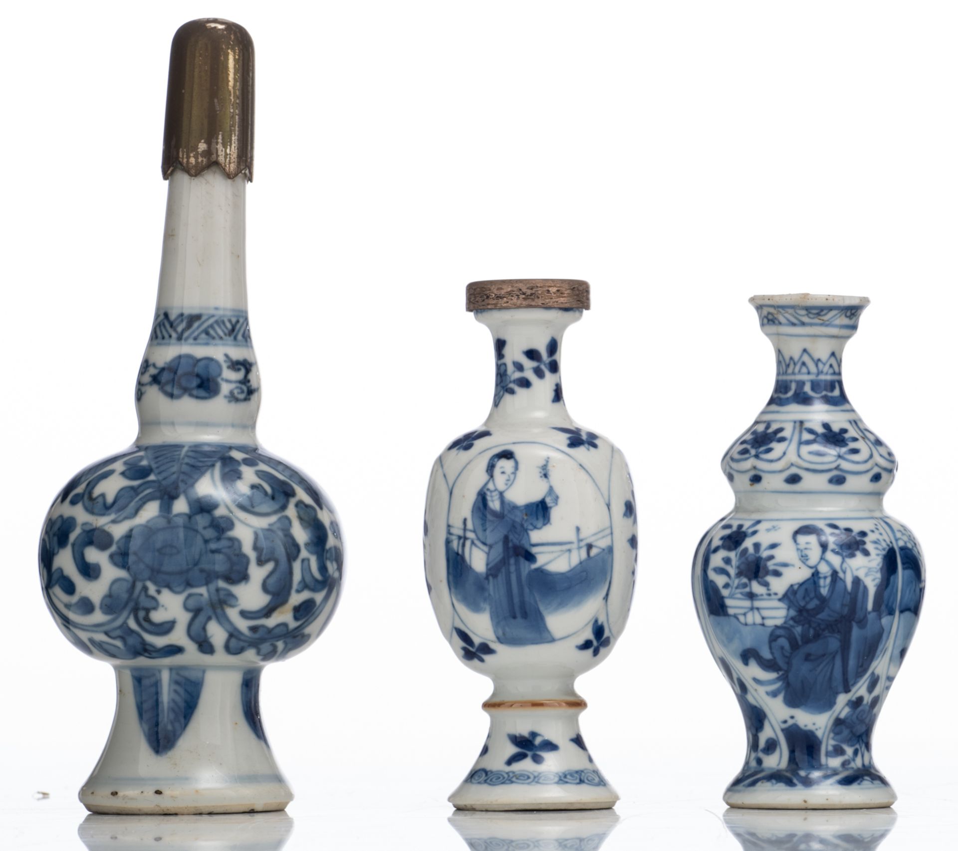 Various Chinese blue and white porcelain, a coffee pot, a sauce boat, a tea caddy, etc.,17th/18thC, - Bild 6 aus 16