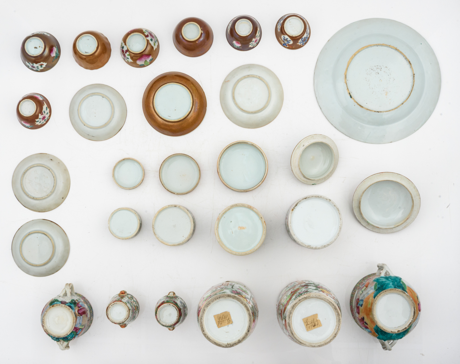 Various Chinese Canton, polychrome and café au lait cups and saucers, vases, miniature vases, pots a - Image 15 of 15