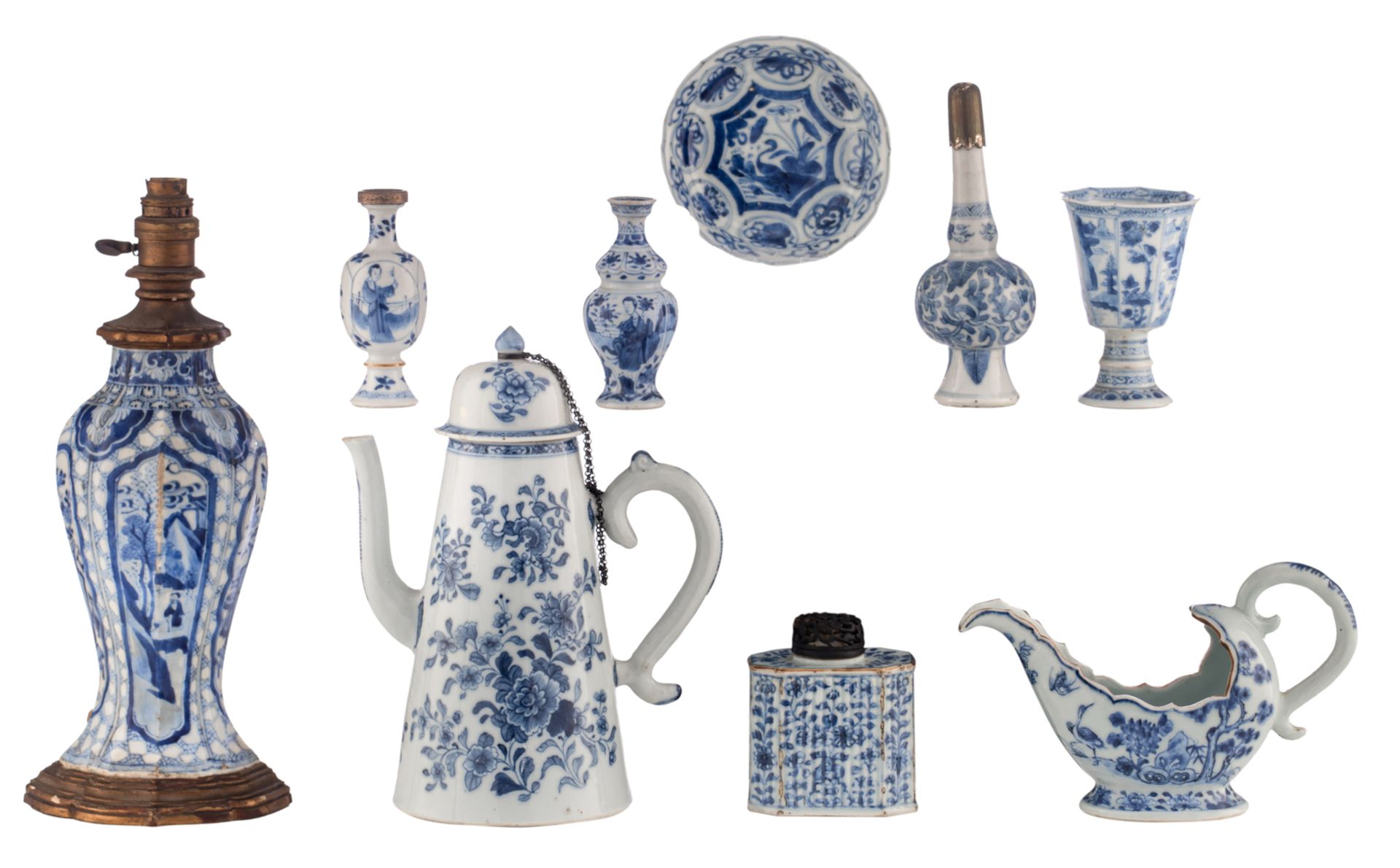 Various Chinese blue and white porcelain, a coffee pot, a sauce boat, a tea caddy, etc.,17th/18thC,