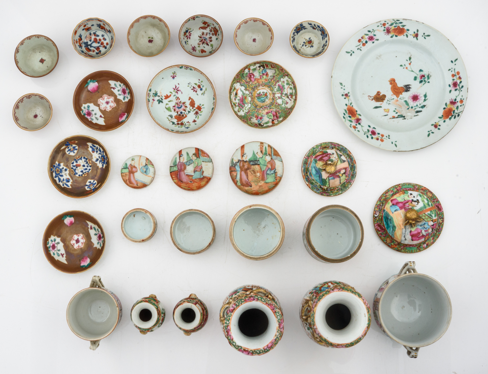 Various Chinese Canton, polychrome and café au lait cups and saucers, vases, miniature vases, pots a - Image 14 of 15