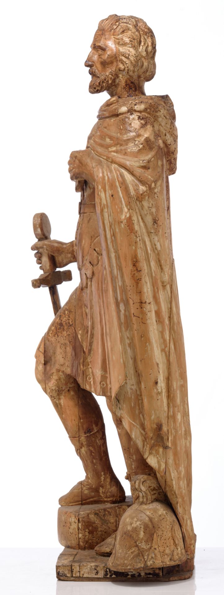 A large limewood sculpture of a Roman warrior, with traces of polychrome paint, 17thC, H 125 cm - Image 2 of 4