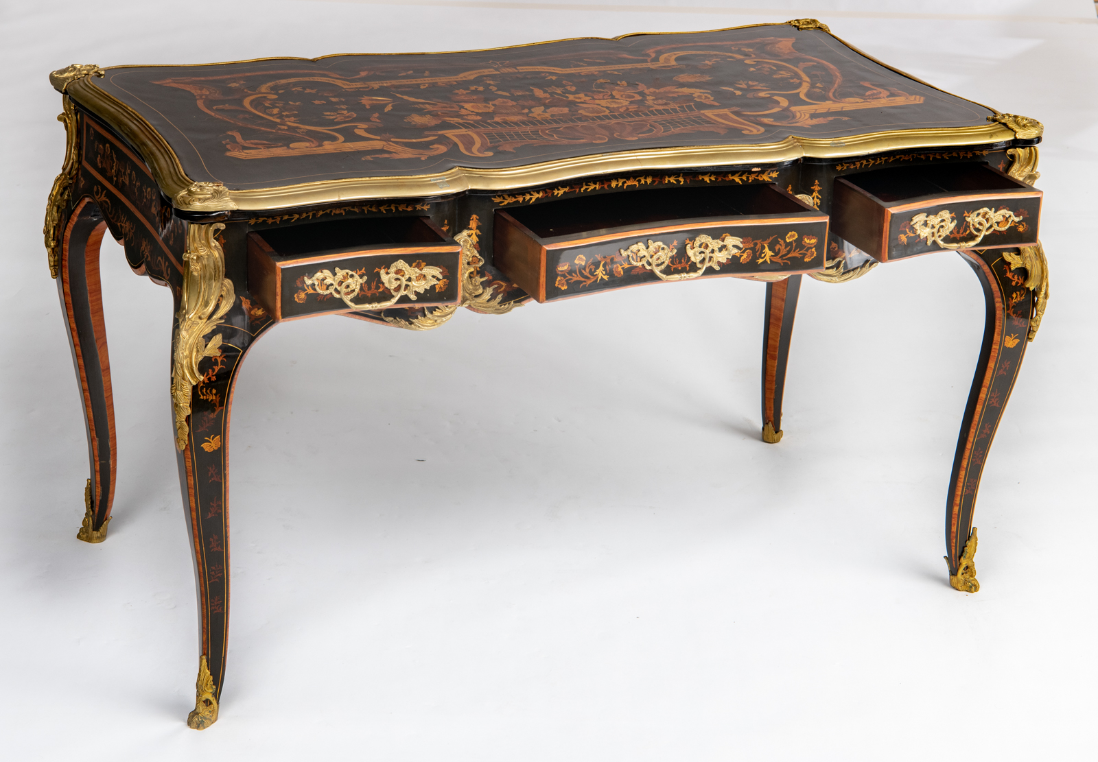 A fine Louis XV style lacquered bureau plat, decorated with gilt bronze mounts and rich marquetry of - Image 8 of 8