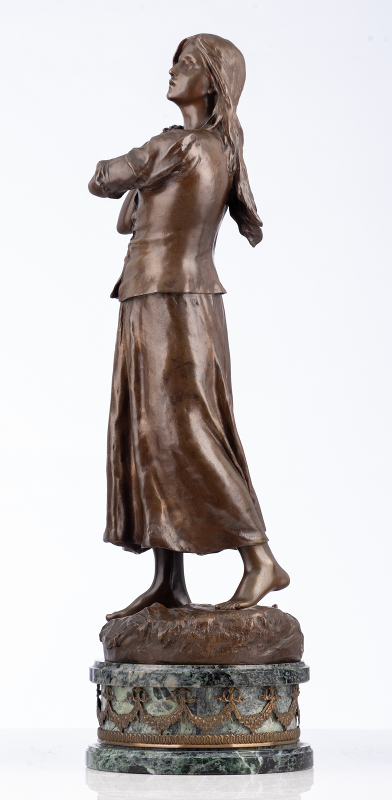 Larche R., Jeanne D'Arc praying, brown patinated bronze on a gris Ste Anne marble base with Neoclass - Bild 2 aus 7