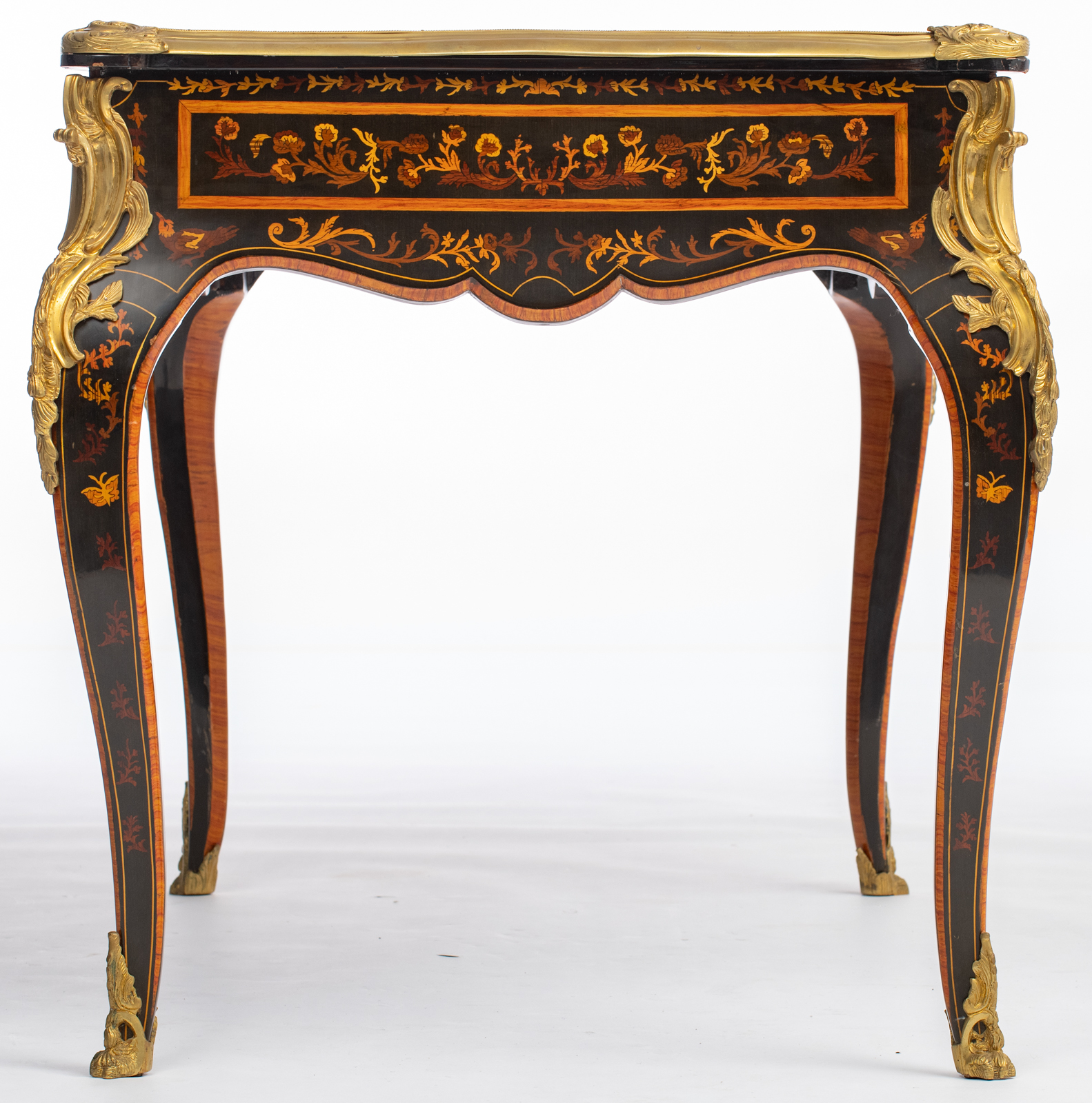 A fine Louis XV style lacquered bureau plat, decorated with gilt bronze mounts and rich marquetry of - Image 3 of 8