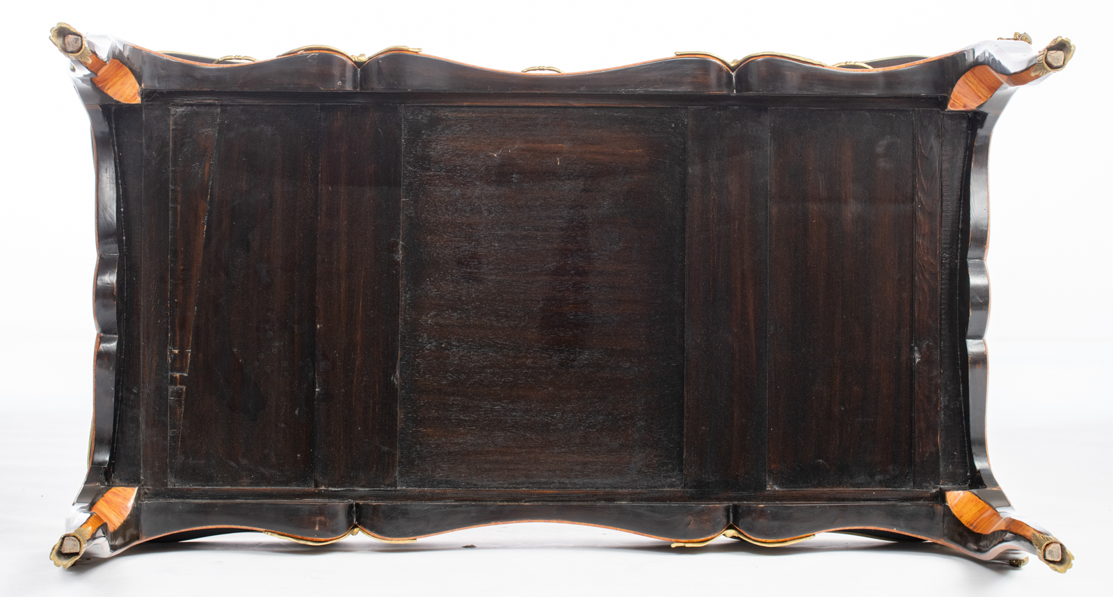 A fine Louis XV style lacquered bureau plat, decorated with gilt bronze mounts and rich marquetry of - Image 7 of 8