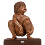Dumortier J., 'Mijn kind, mijn speelgenoot', a polychrome painted terracotta sculpture of a squatted