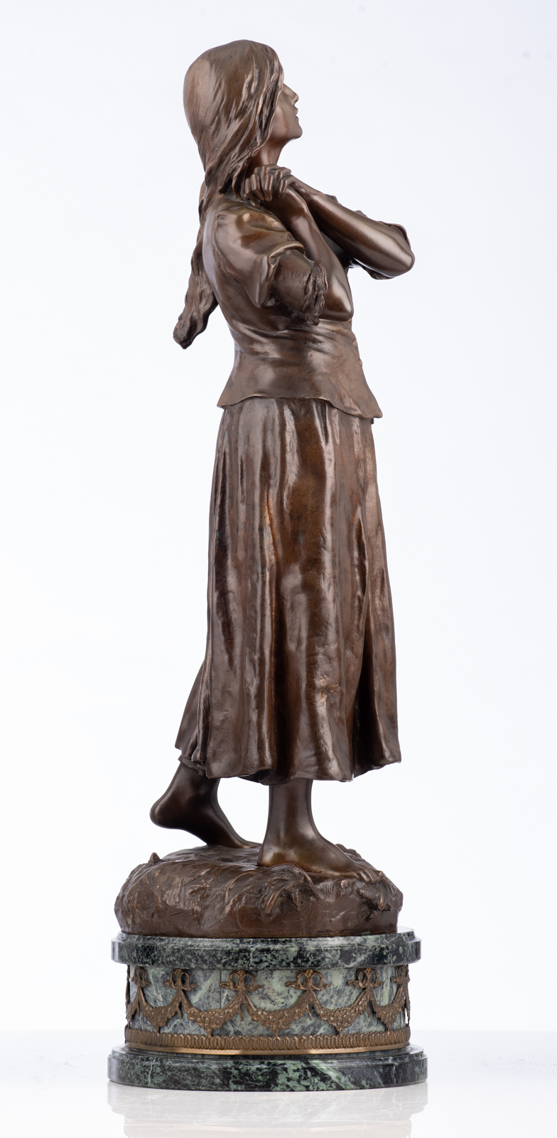 Larche R., Jeanne D'Arc praying, brown patinated bronze on a gris Ste Anne marble base with Neoclass - Bild 4 aus 7