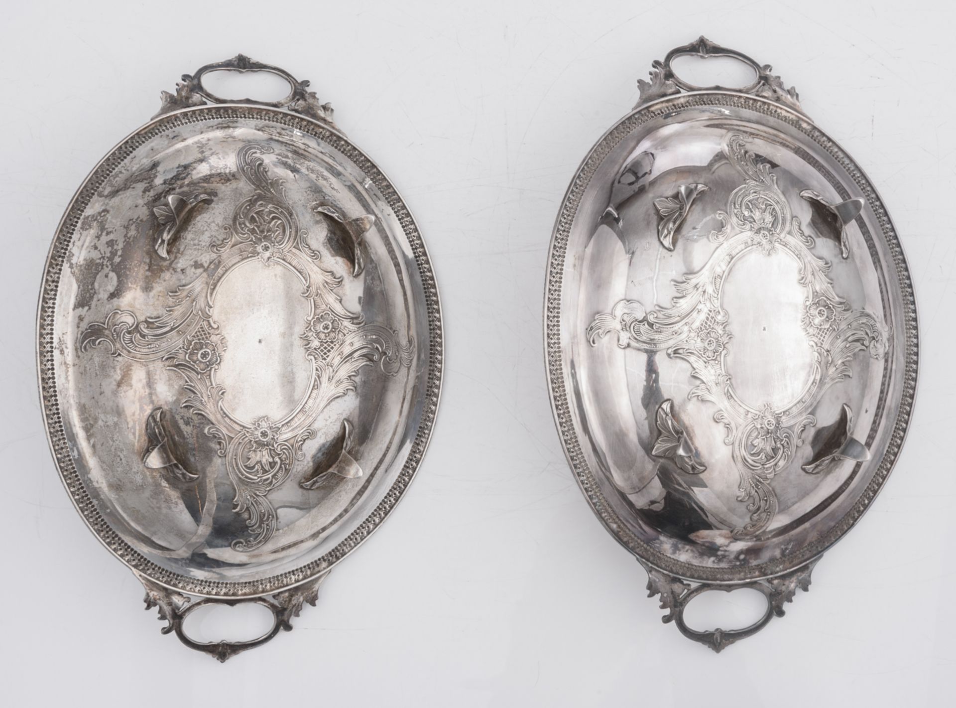 A pair of 19thC Rococo Revival silver vegetable dishes, Austro Hungarian, 13 lothige 812/000, with a - Bild 7 aus 11