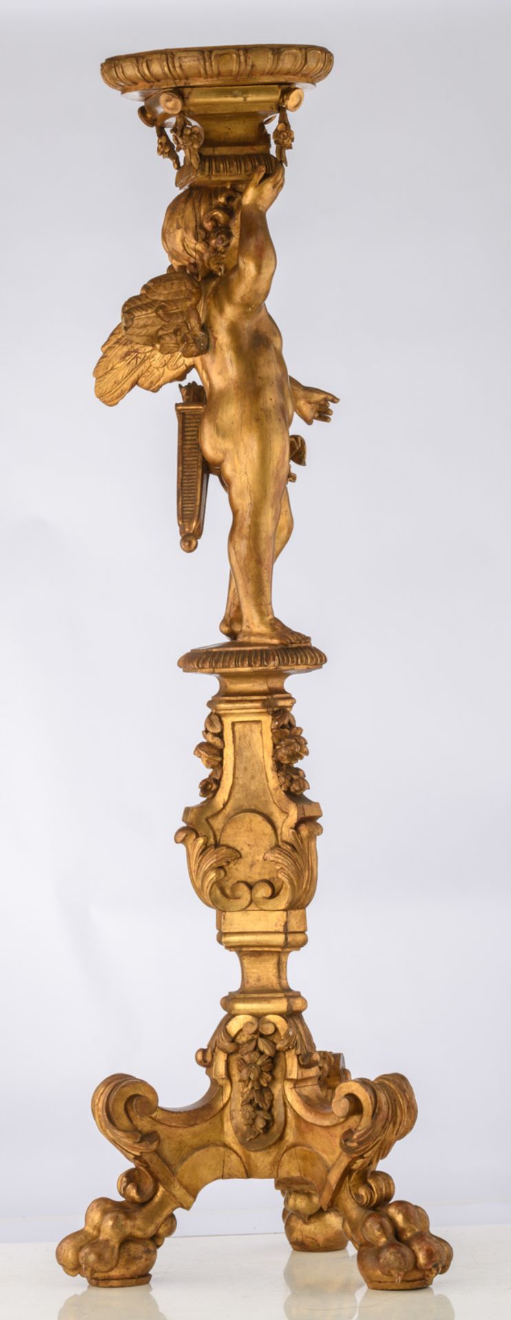 A 19thC Baroque Revival gilt wooden pedestal depicting an Amor figure on a stand, H 149cm - Image 2 of 6