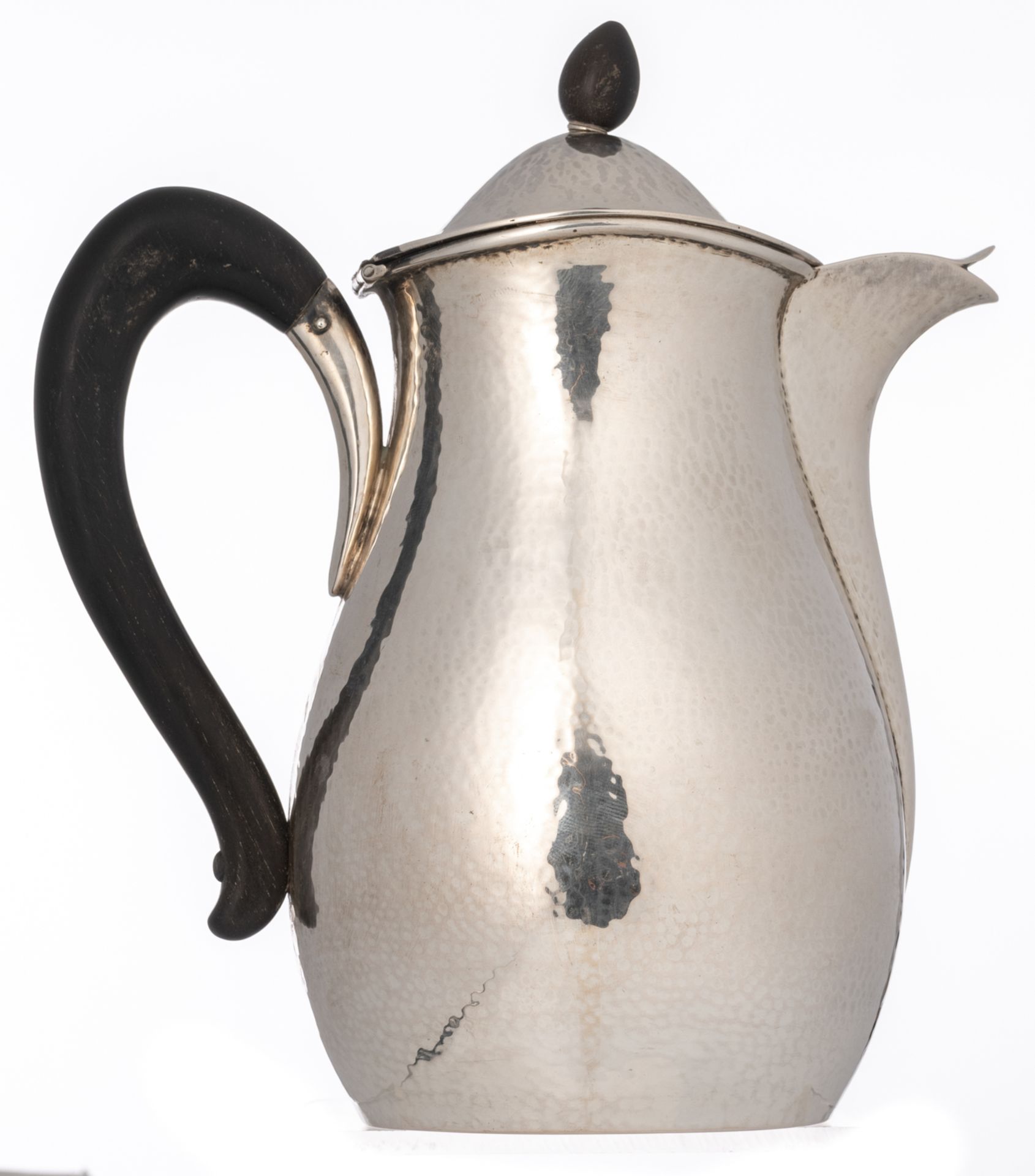 A five-part Art Deco martelé decorated silver coffee and tea set, with ebonised handles, makers mark - Bild 4 aus 28