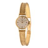 An 18ct ladies gold wristwatch, Longines 58, total length 18,3 cm - total weight (glass incl. - move