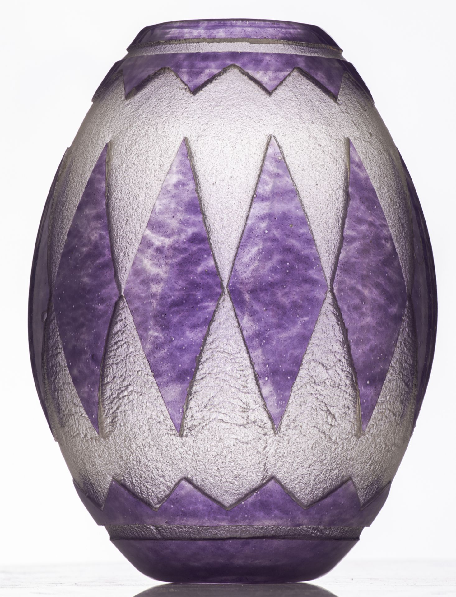 An Art Deco vase by David Gueron Degue, layered glass decorated with purple leaves, H 38 cm - Image 3 of 6