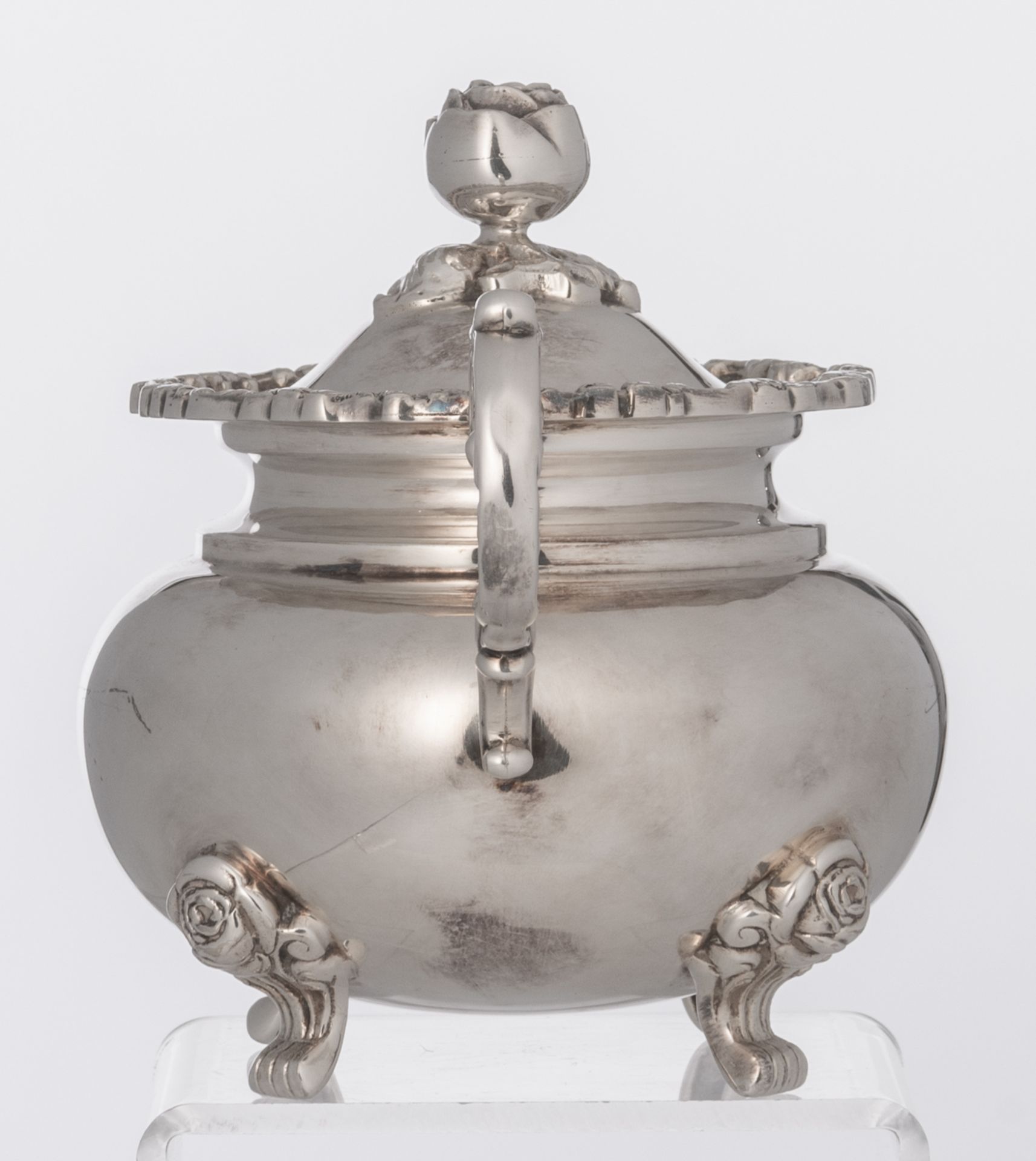 A silver plated five-piece coffee and tea set, decorated with flower-shaped knobs', probably German, - Bild 15 aus 27
