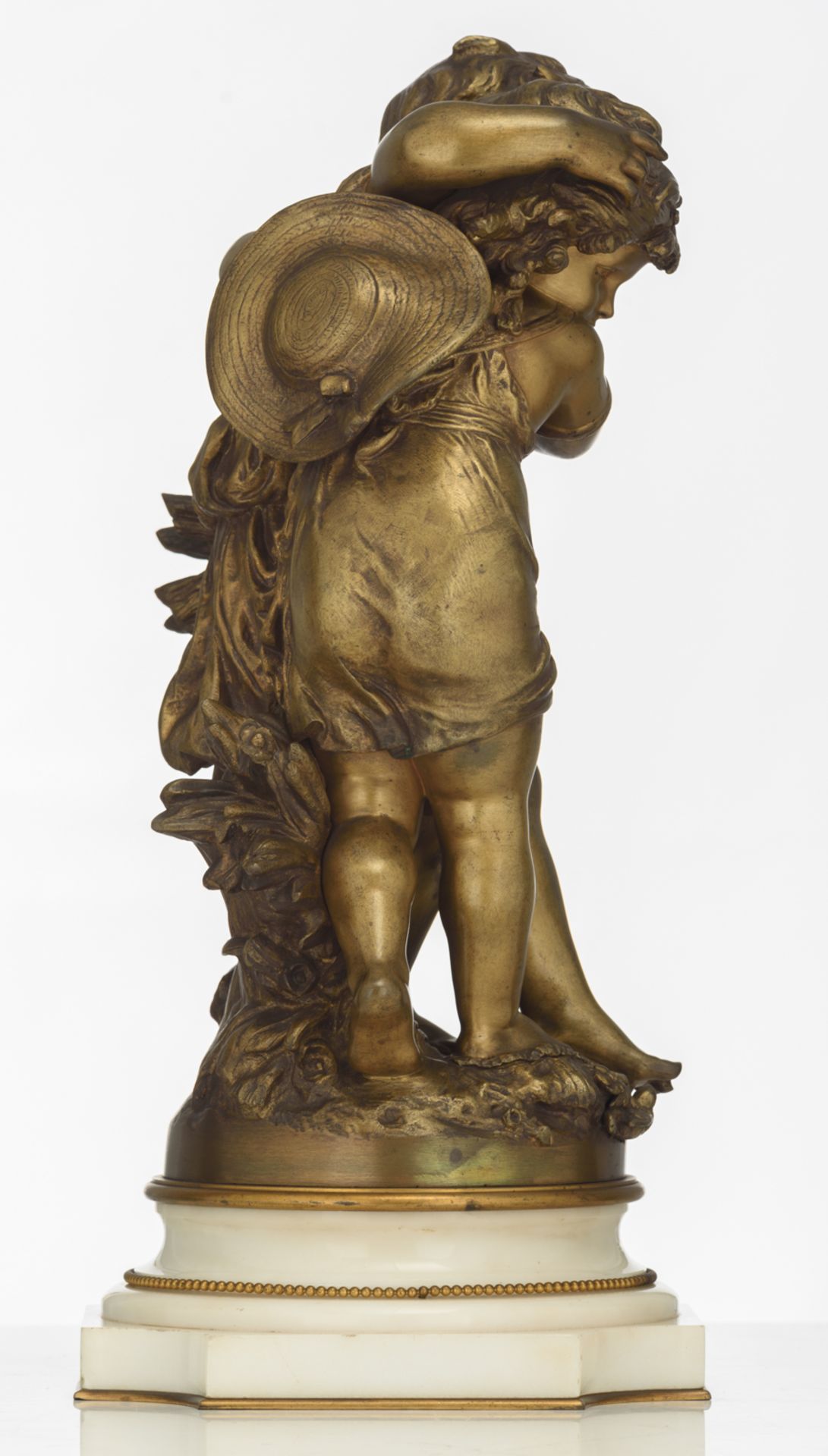 Moreau A., the innocence, patinated bronze on Carrara marble base, H 46 54 cm (with base) - Image 4 of 6