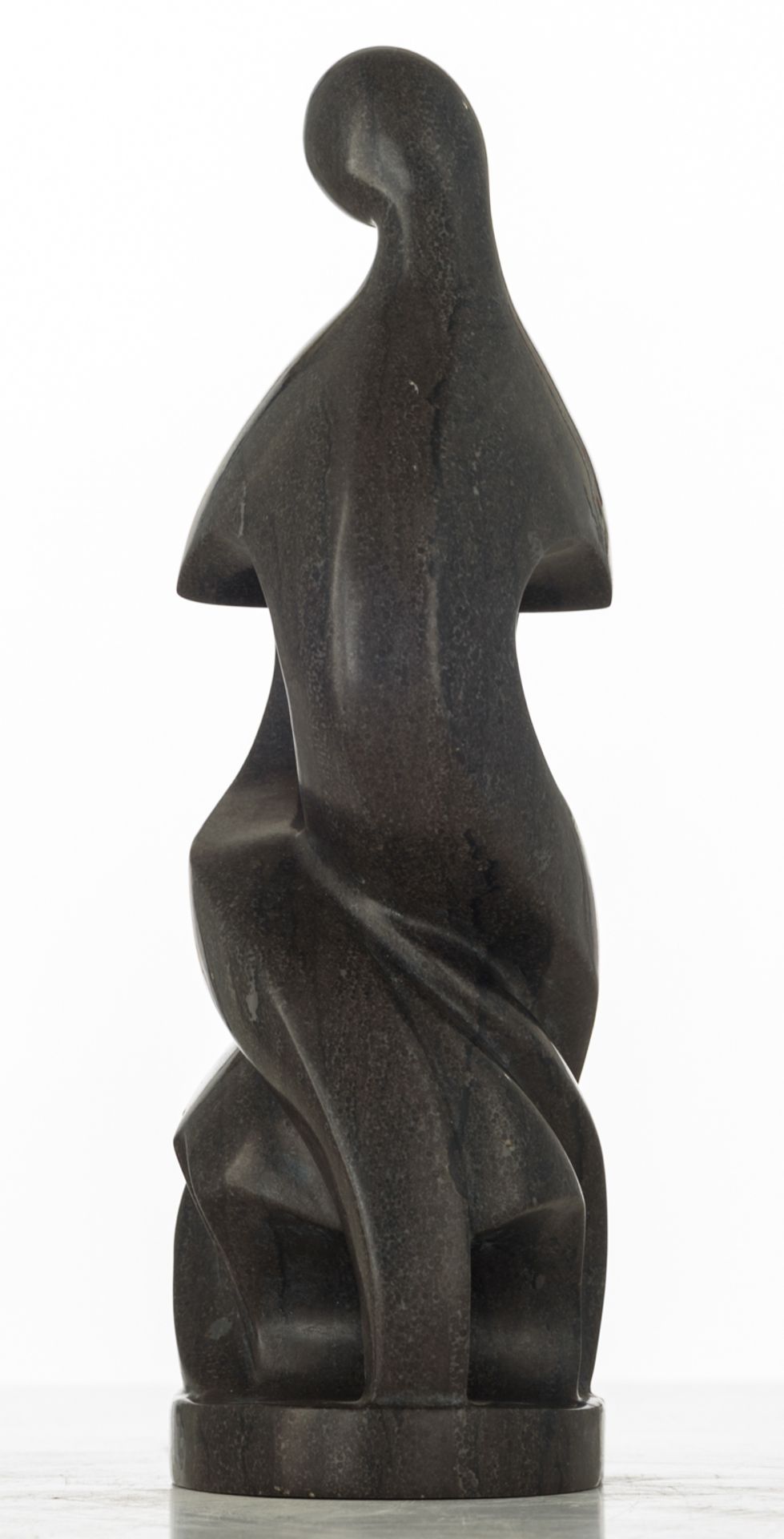 No visible signature, an abstract sculpture in the manner of Henry Moore, black granite, H 26,5 cm - Image 2 of 5