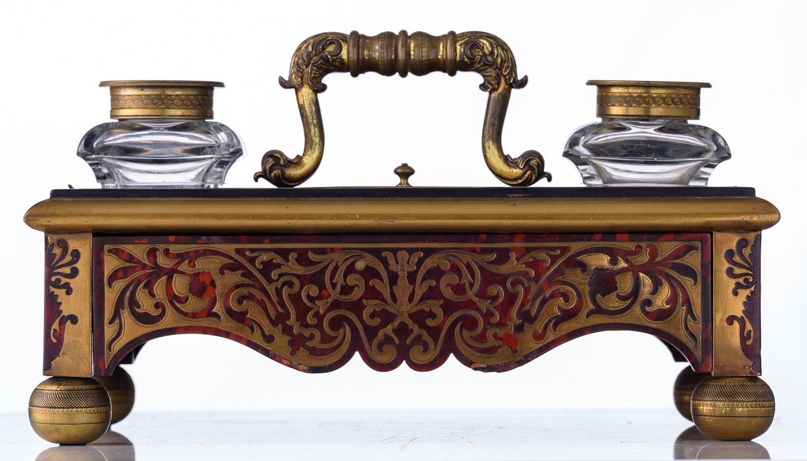 A Napoleon III Boulle work inkwell, H 19 - W 34 - D 26 cm - Image 4 of 8