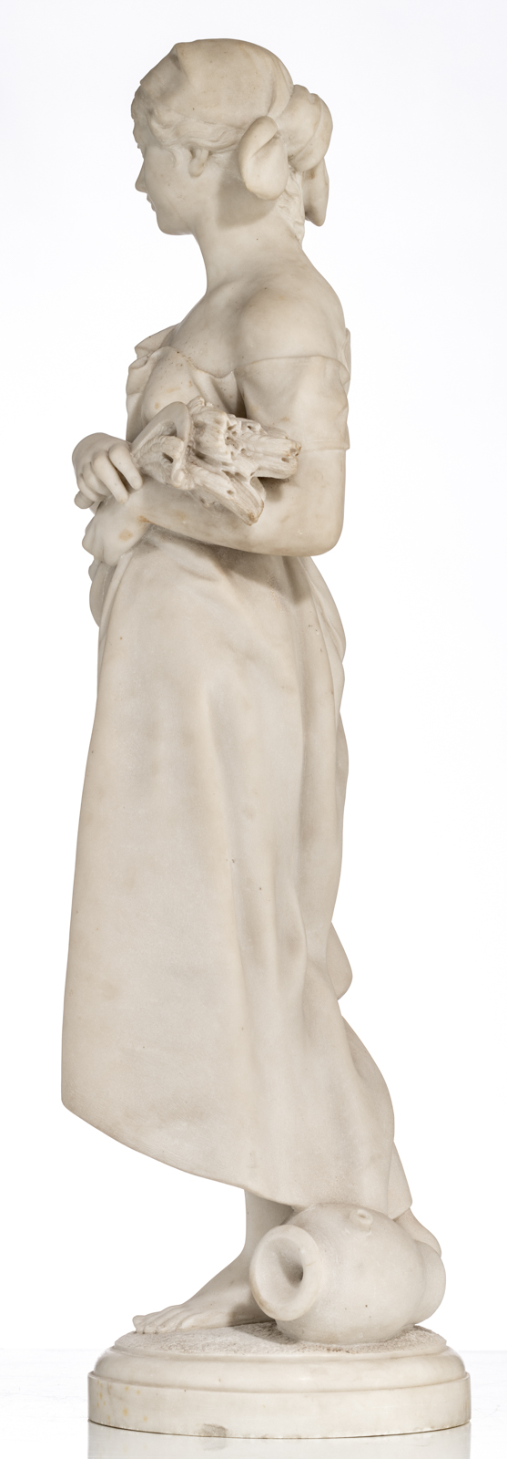 Madrassi L., the harvest, Carrara marble, H 96 cm - Image 2 of 6