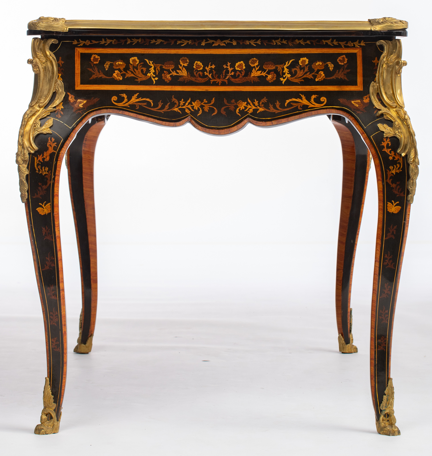 A fine Louis XV style lacquered bureau plat, decorated with gilt bronze mounts and rich marquetry of - Image 5 of 8