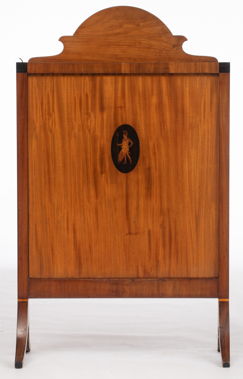 A very fine Biedermeier mahogany and walnut extendable fire screen, decorated with marquetry of waln - Image 3 of 5