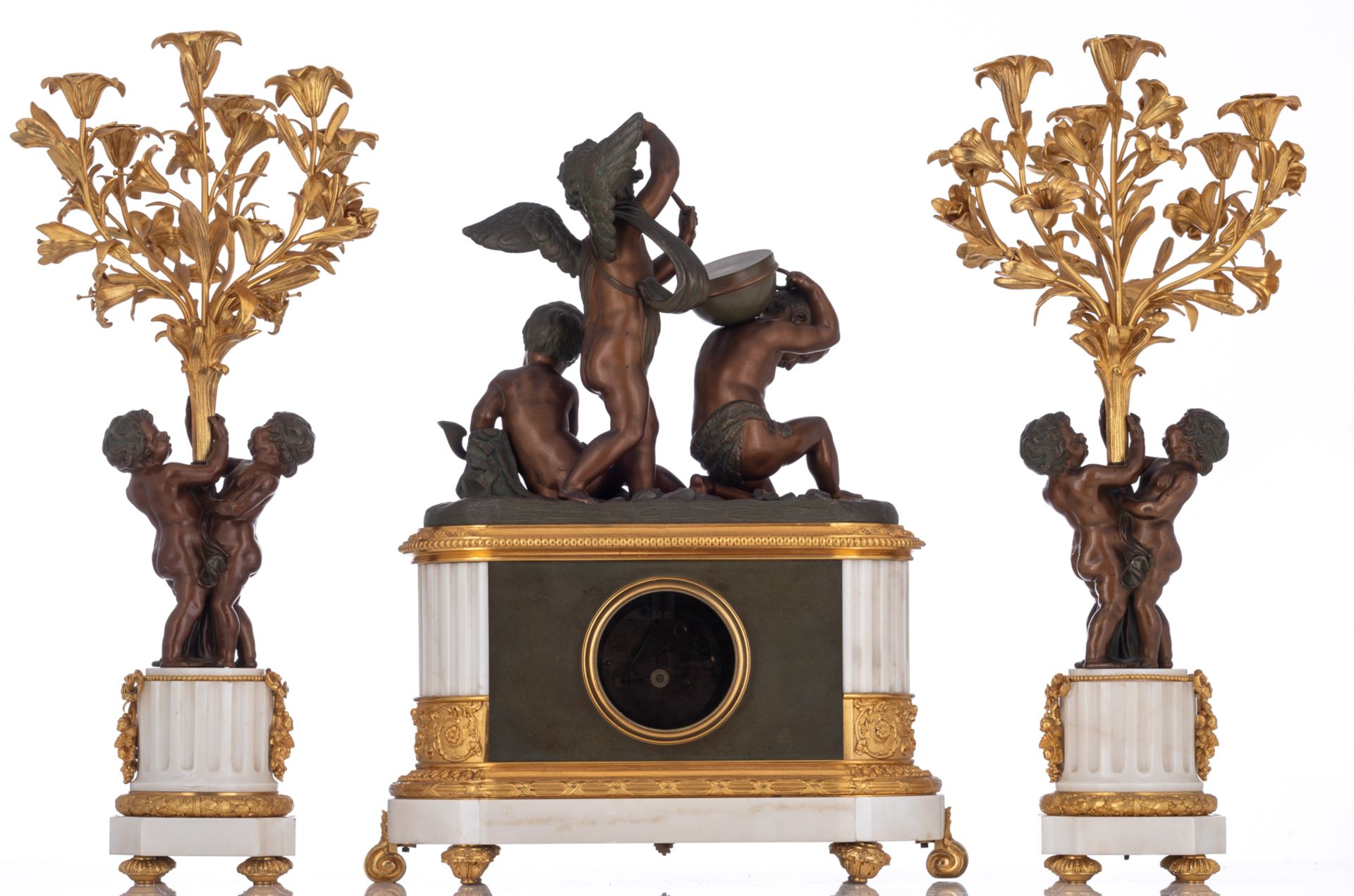 A fine Neoclassical Carrara marble and bronze three-piece mantle clock garniture, the clock decorate - Image 3 of 9