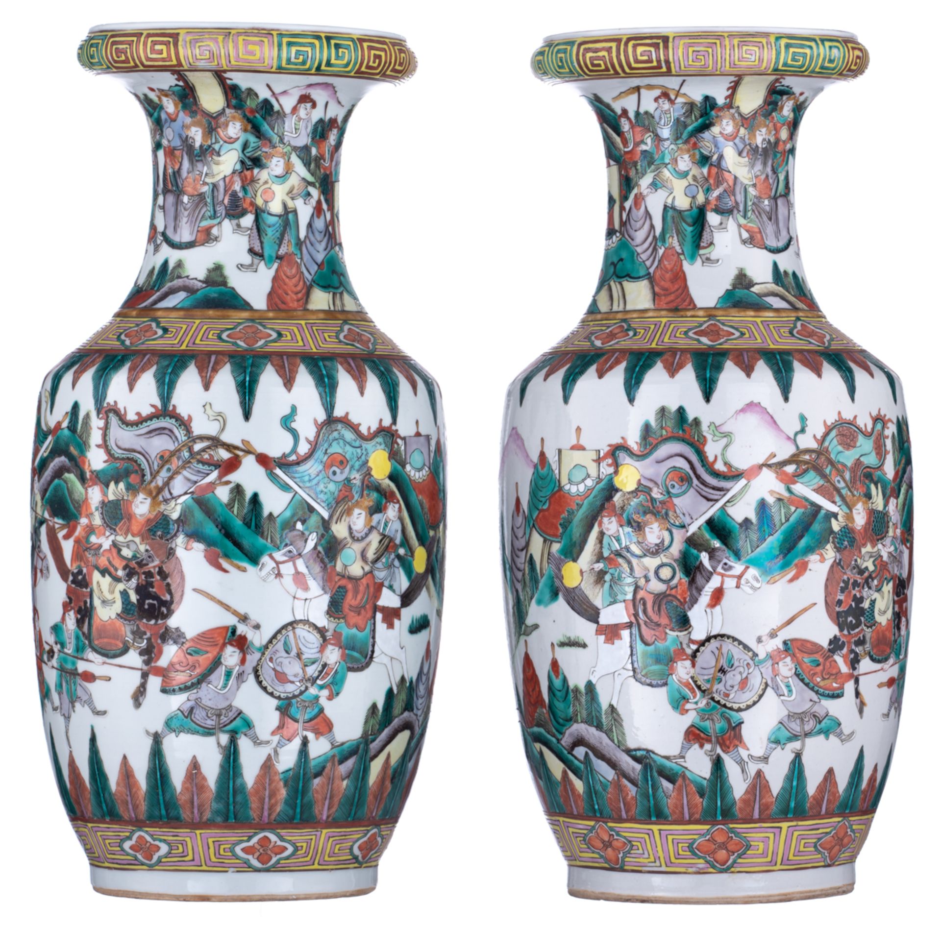 A pair of Chinese famille verte vases, decorated with a scene from 'The Romance of the Three Kingdom - Image 4 of 6