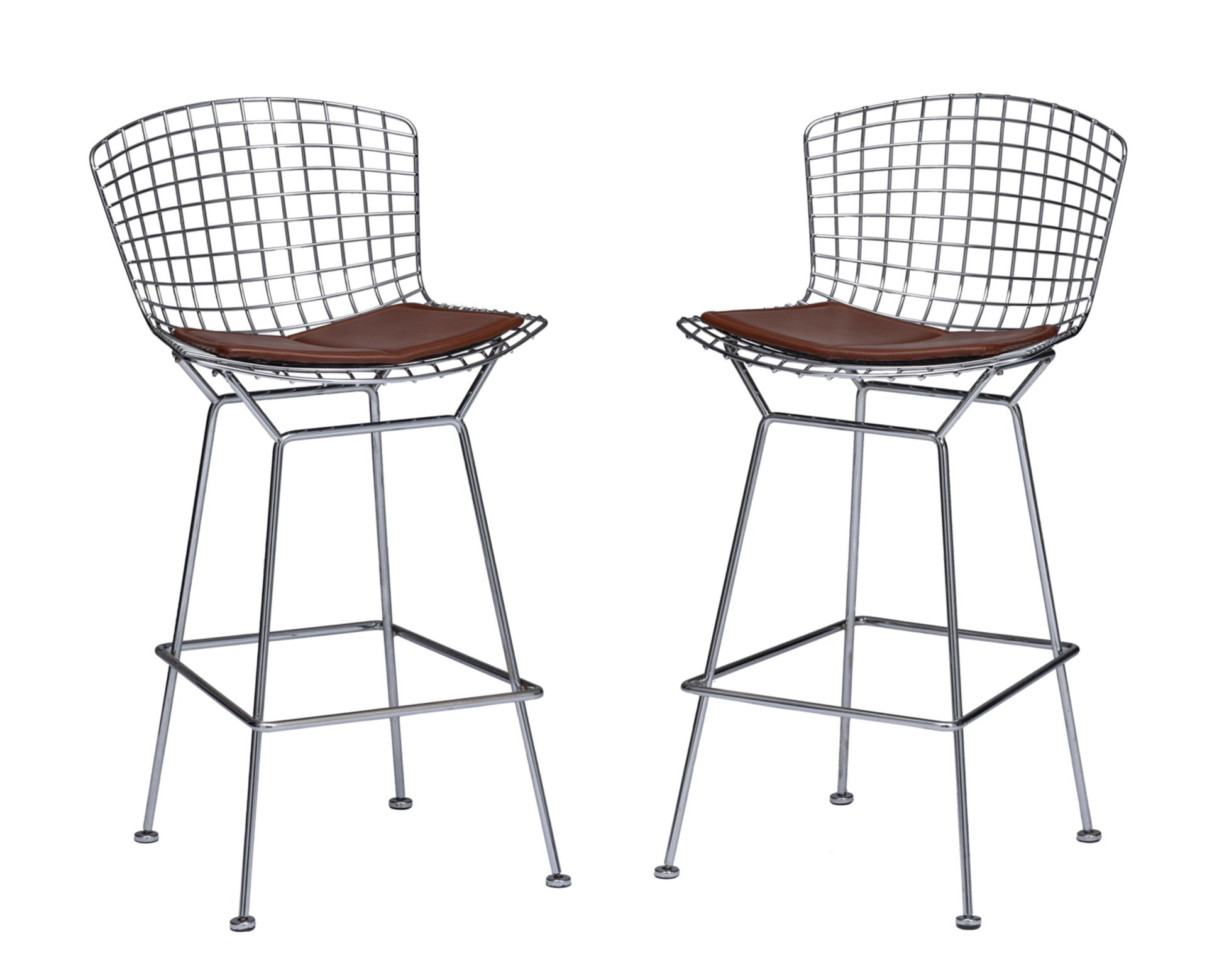 A pair of Bertoia barstools, design by Harry Bertoia for Knoll International, chromed frame with a b - Bild 2 aus 16