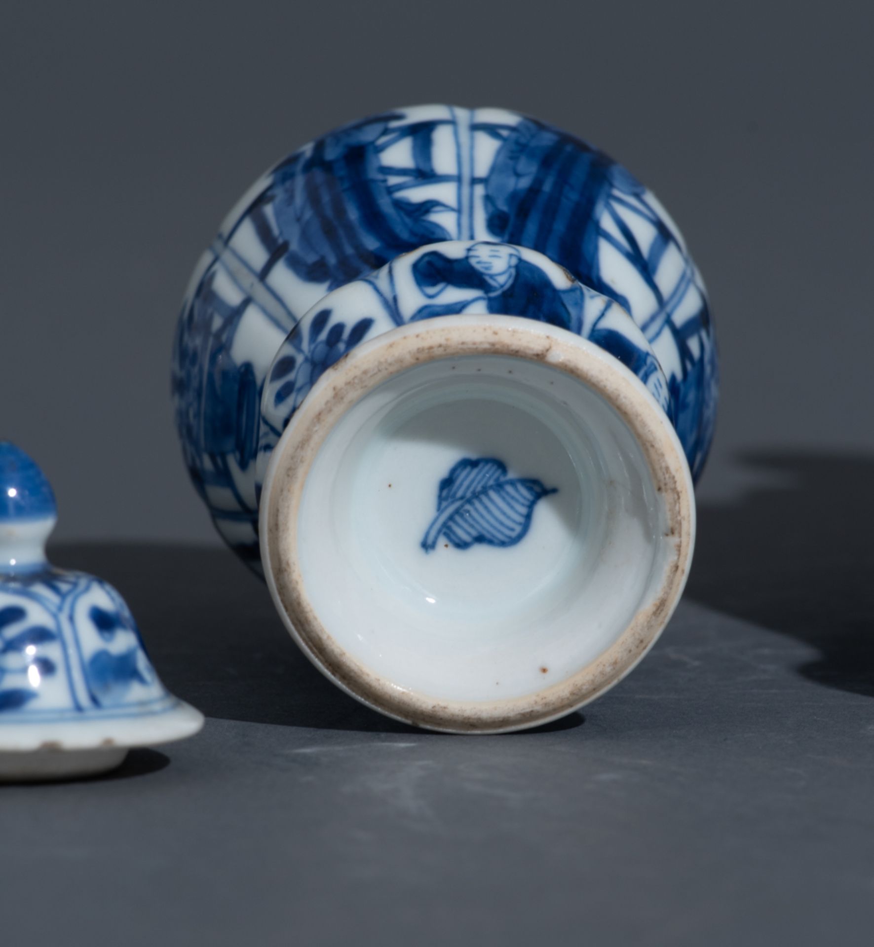 Four Chinese blue and white Kangxi period 'Long Elisa' miniature vases and three ditto floral decora - Image 9 of 17