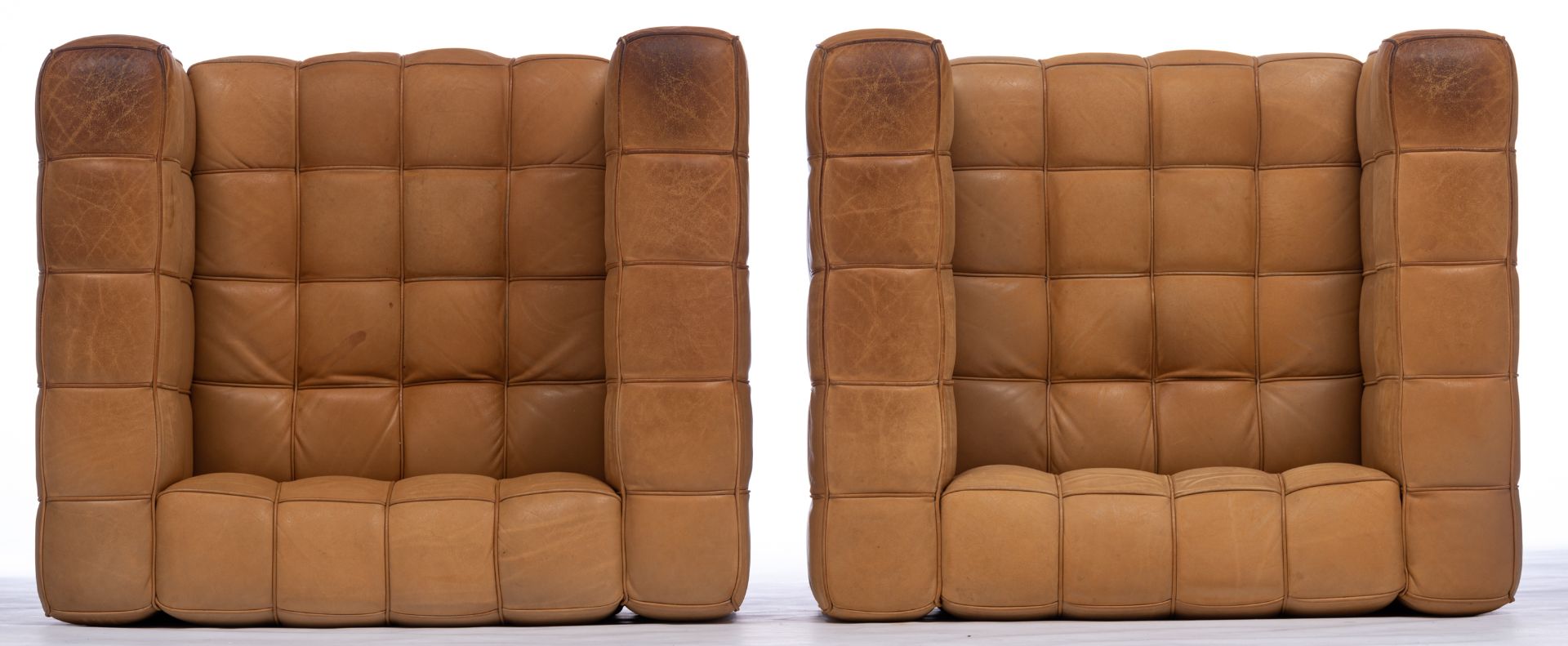 A pair of leather upholstered Kubus Armchairs, design by Josef Hoffmann for Wittmann Austria, the '8 - Bild 6 aus 9