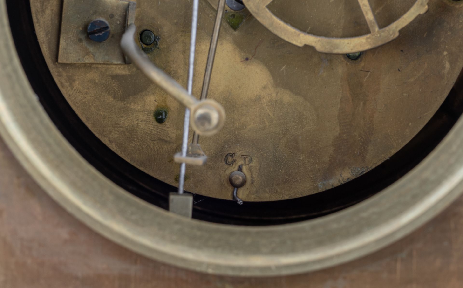 A large and fine ormolu bronze mantle clock, with on top an allegory on 'Lady Fortune', the first ha - Image 9 of 9