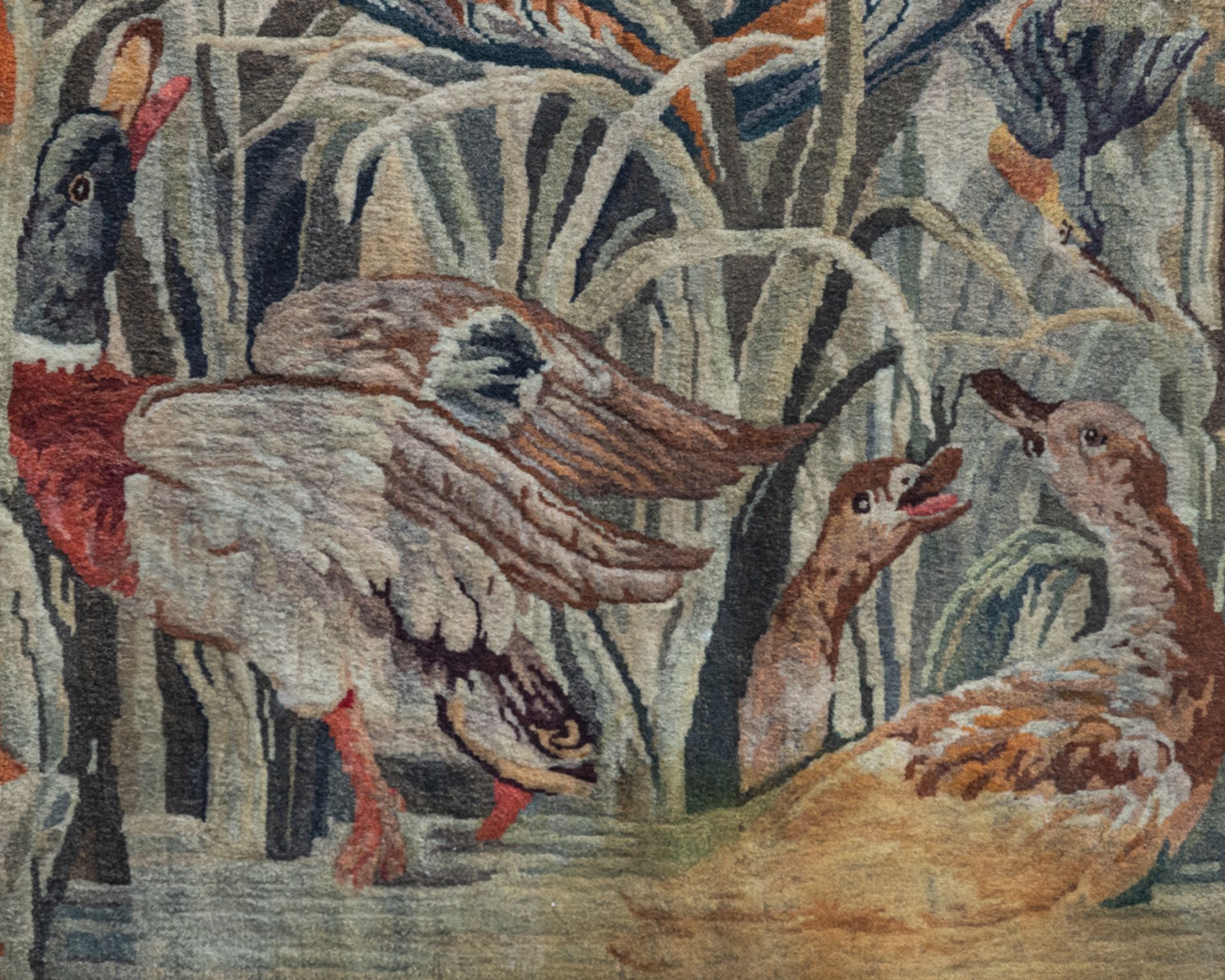 A set of three Savonnerie screen panels, each panel depicting birds-of-prey within flowery bushes, e - Bild 8 aus 9