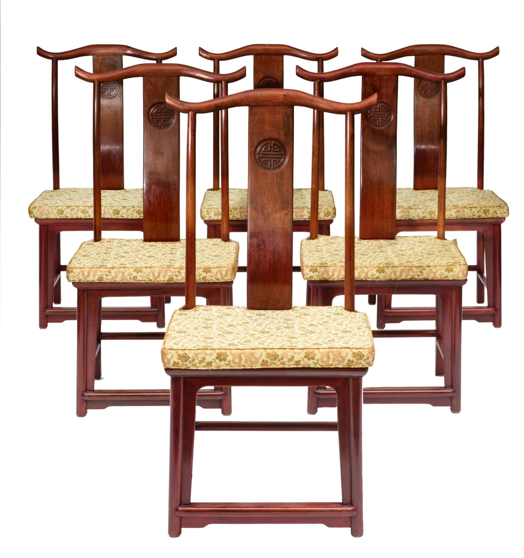 A large Chinese mahogany extendable dining table, with a set of six chairs, H 76 - W 209 - D 109 cm - Bild 3 aus 25