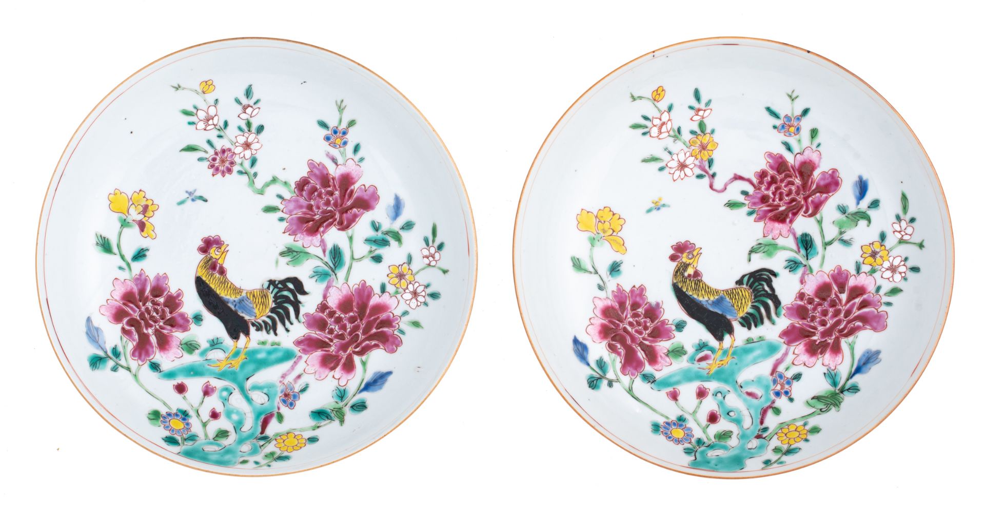 Two Chinese famille rose dishes, decorated with a cockerel among peonies, 18thC, ø 22,5 cm