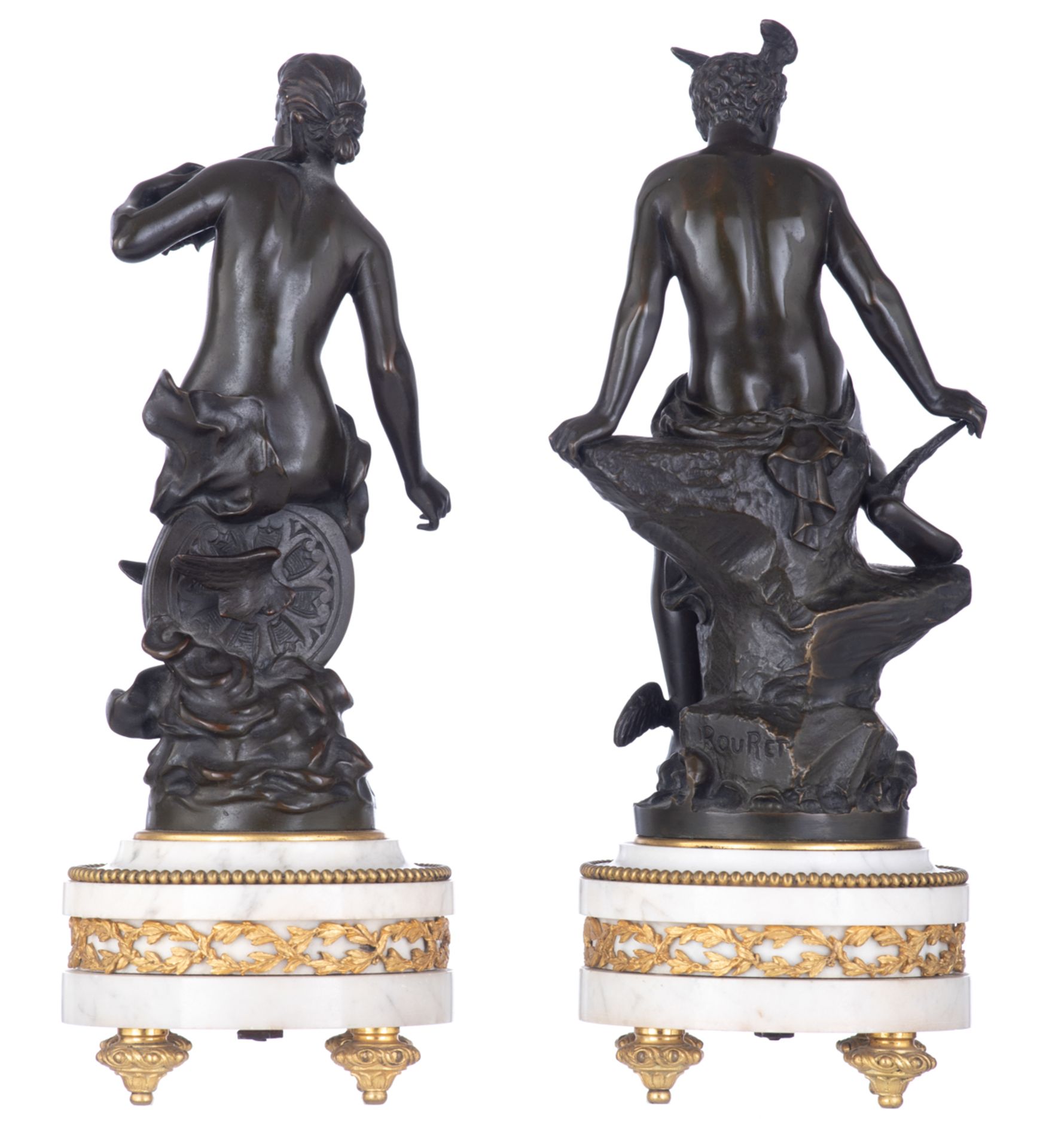 A fine pair of patinated bronze figures on a Neoclassical Carrara marble base with gilt bronze mount - Bild 3 aus 7