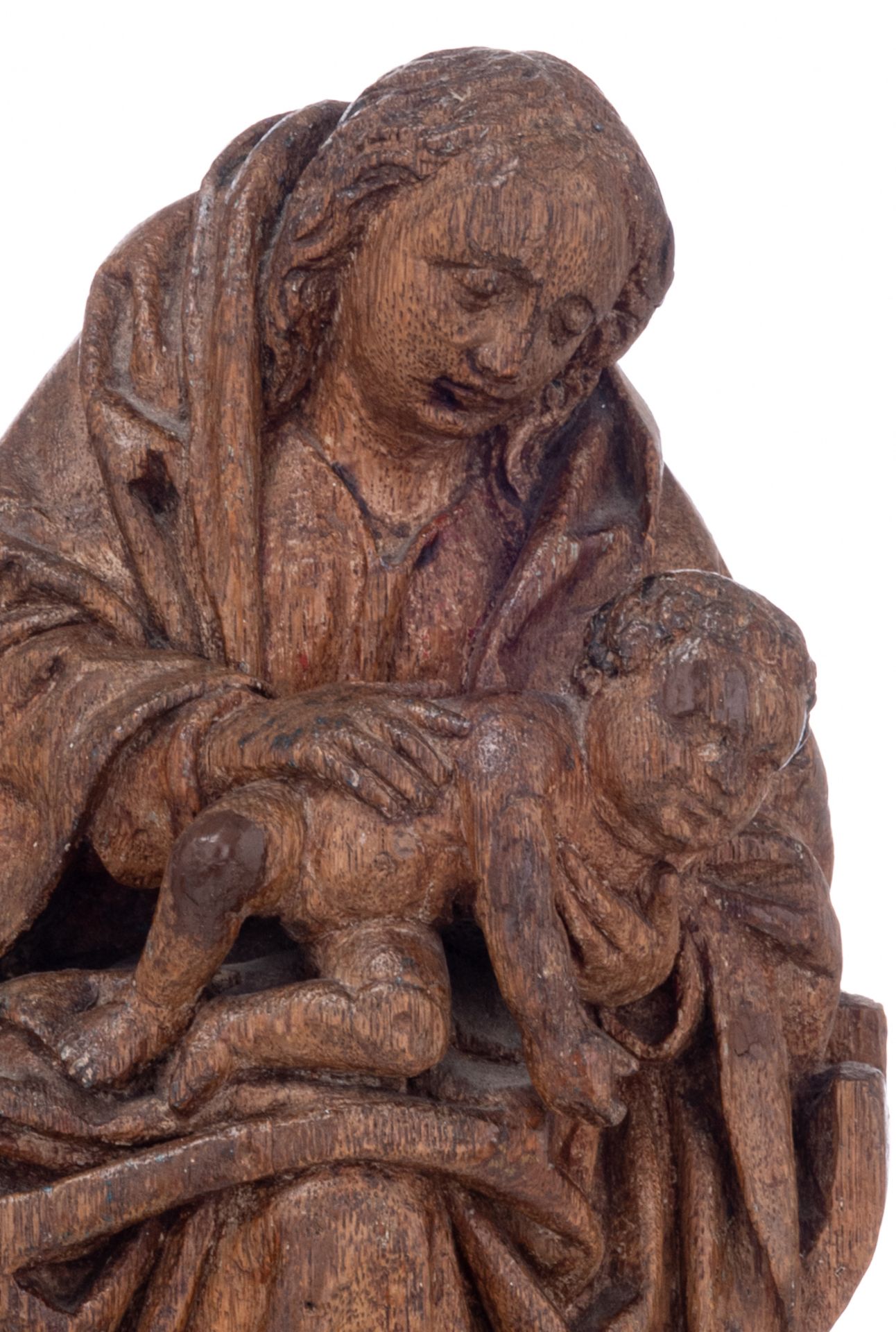 A very fine carved late 15th/early 16thC oak sculpture depicting the Holy Mother and Child, Southern - Image 7 of 7