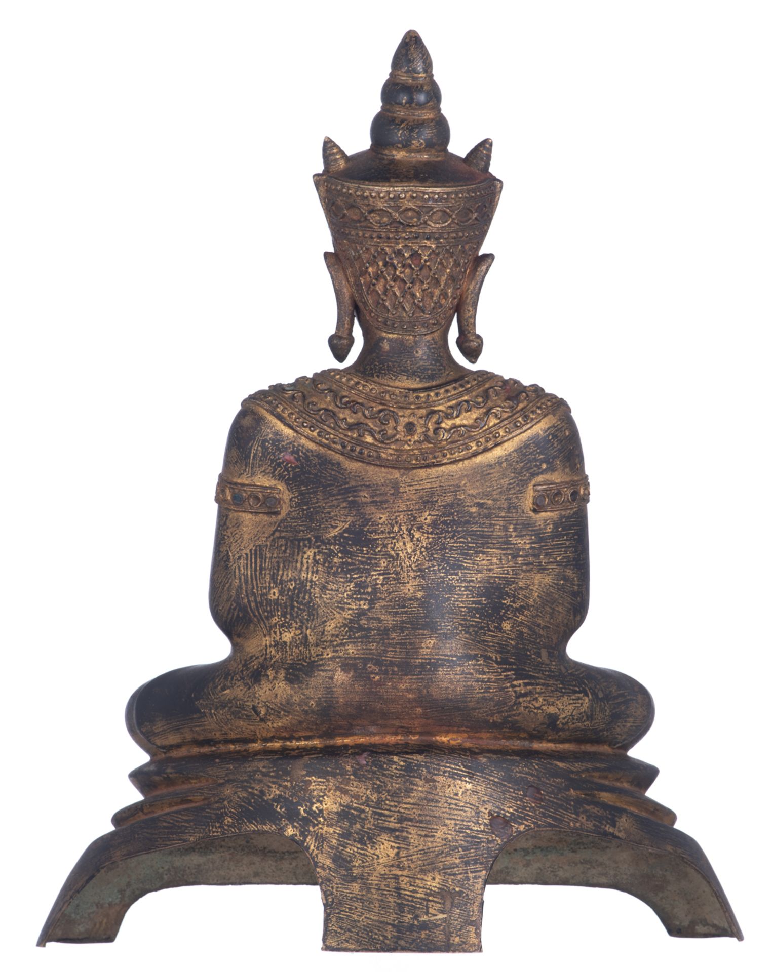 An Oriental gilt bronze seated figure of a Buddha in meditation, with semi-precious stone inlay, H 3 - Bild 4 aus 5