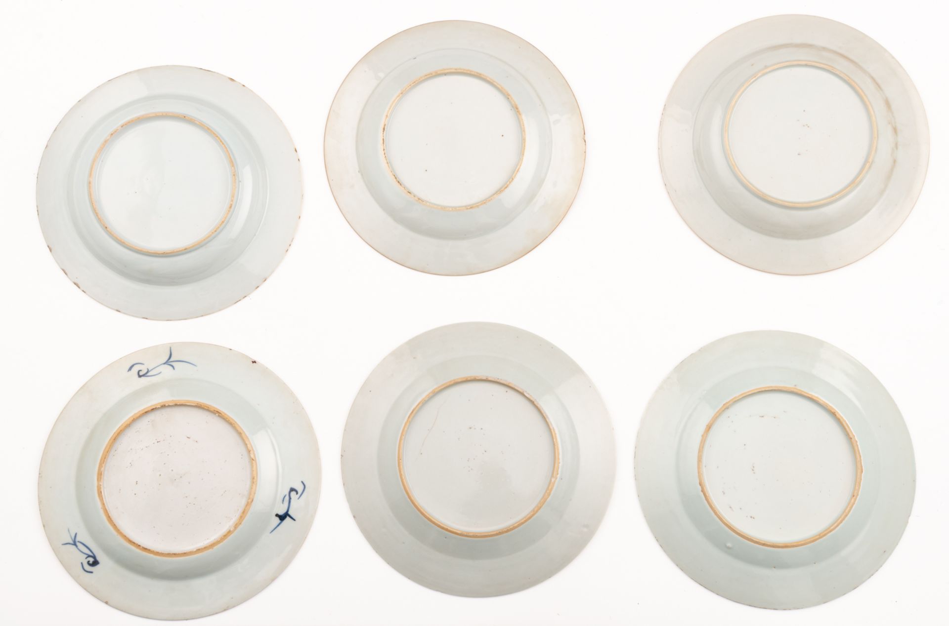 Three Chinese famille rose export porcelain bowls; added eleven ditto dishes in Imari, famille rose, - Image 3 of 7