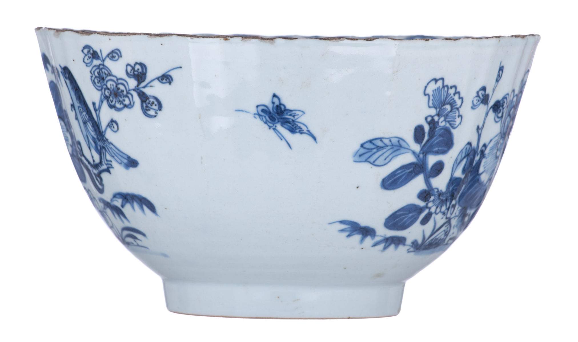 A Chinese blue and white lobed bowl, the front and reverse decorated with a bird and peony branches, - Image 5 of 7