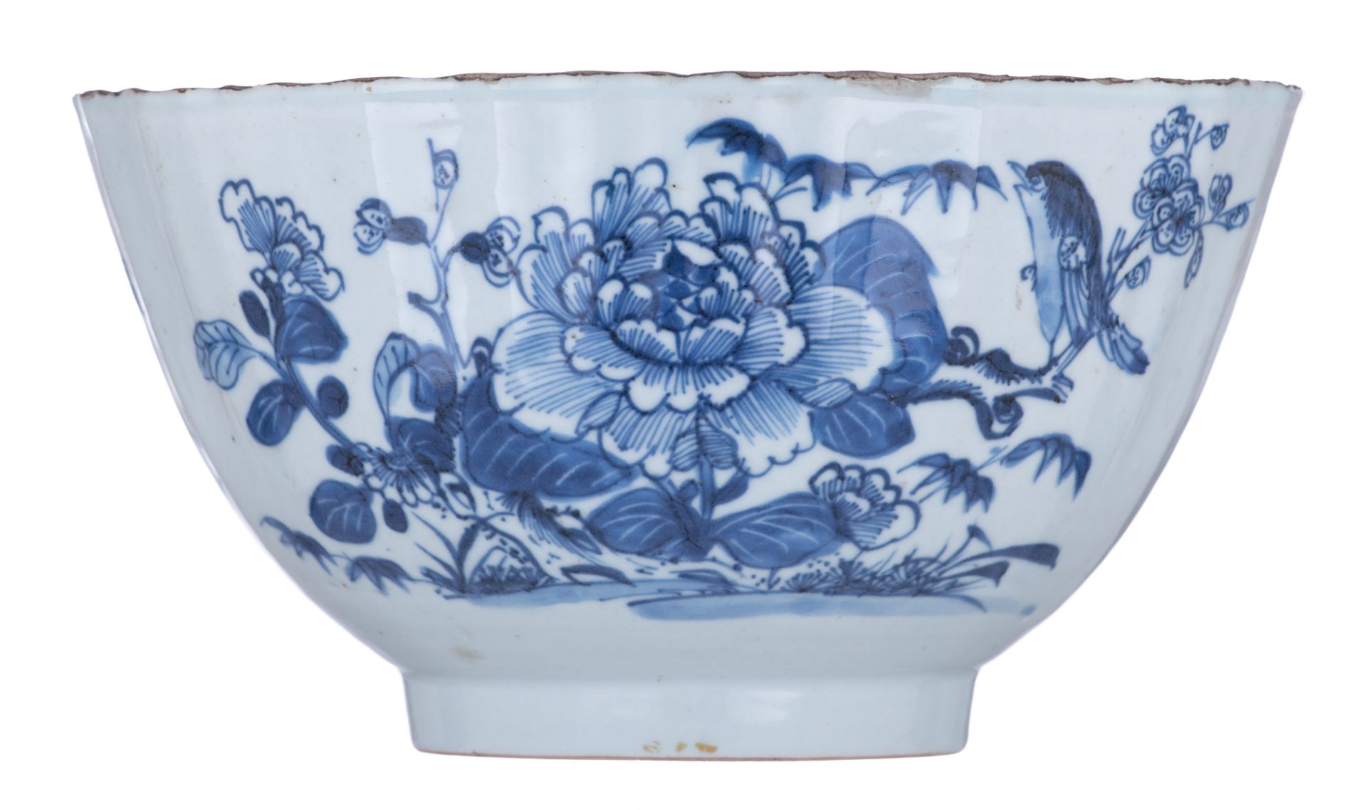 A Chinese blue and white lobed bowl, the front and reverse decorated with a bird and peony branches, - Image 2 of 7