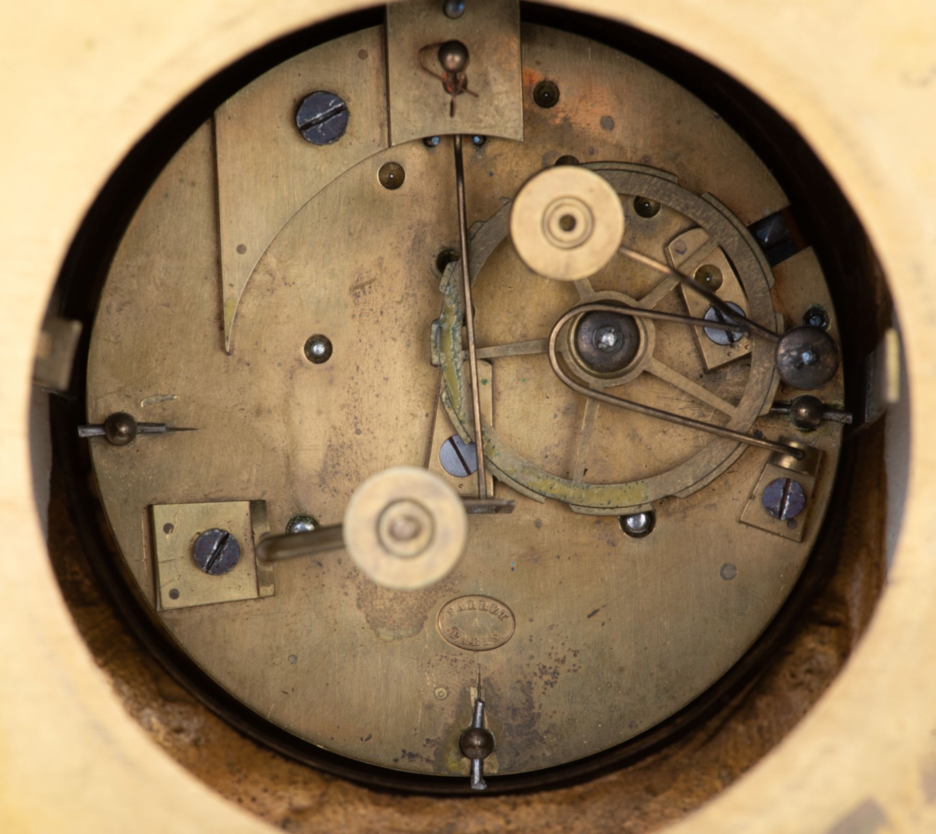 A 19thC French gilt and patinated bronze mantel clock with Carrara marble plaques, and on top a well - Image 6 of 7