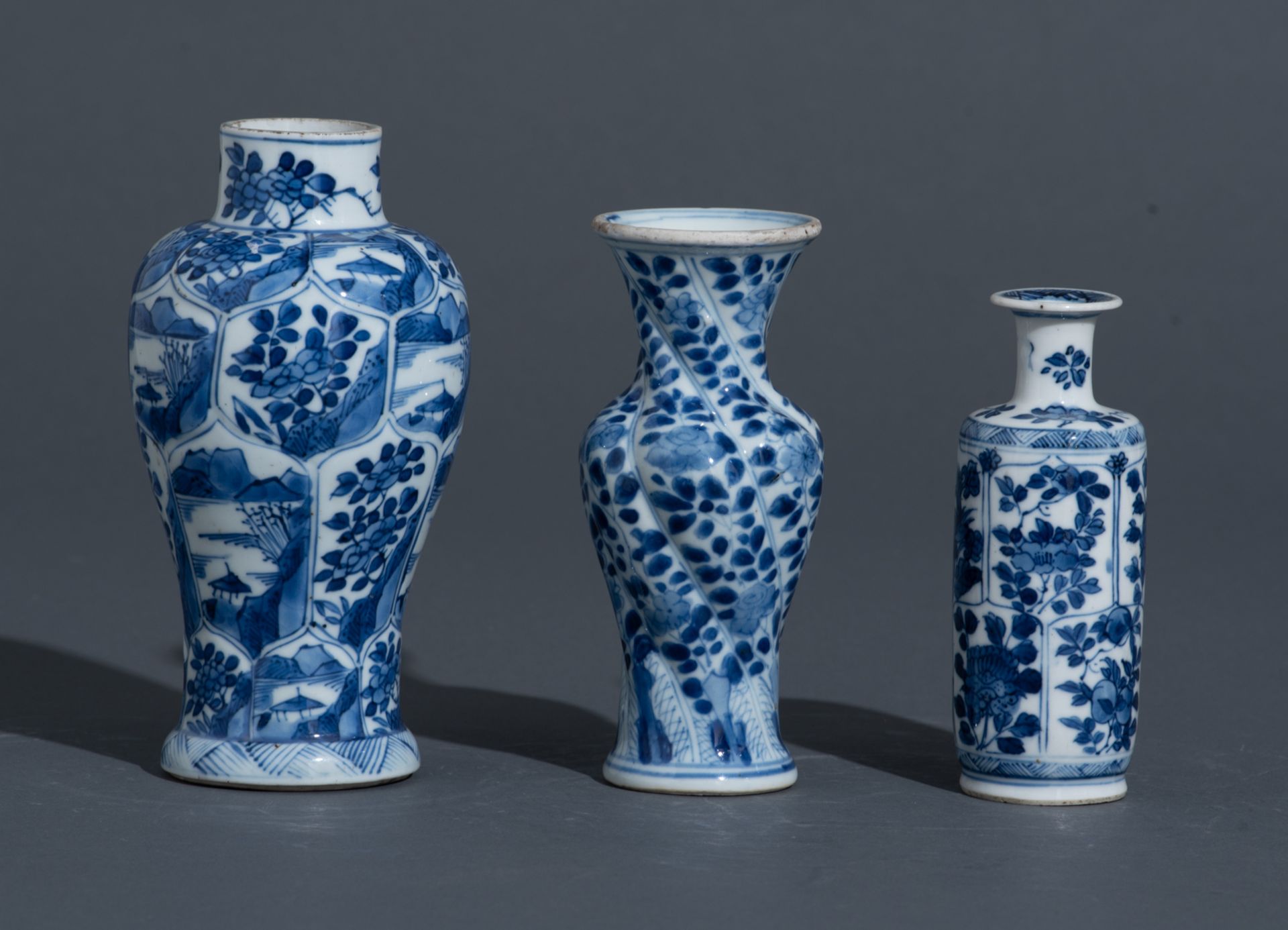 Four Chinese blue and white Kangxi period 'Long Elisa' miniature vases and three ditto floral decora - Image 12 of 17