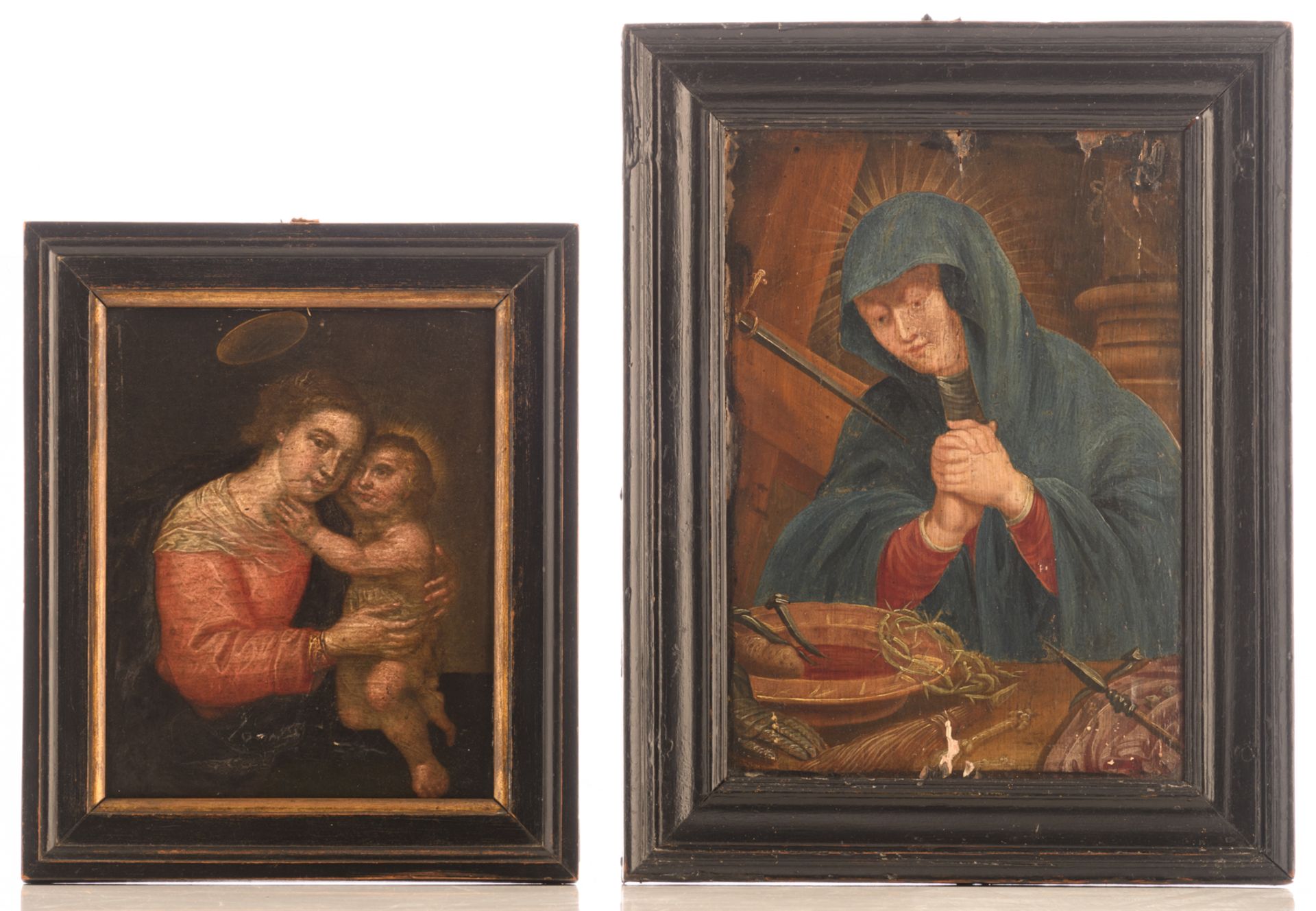 No visible signature, two paintings, one depicting the Holy Mother and Child; the other depicting th - Bild 2 aus 3