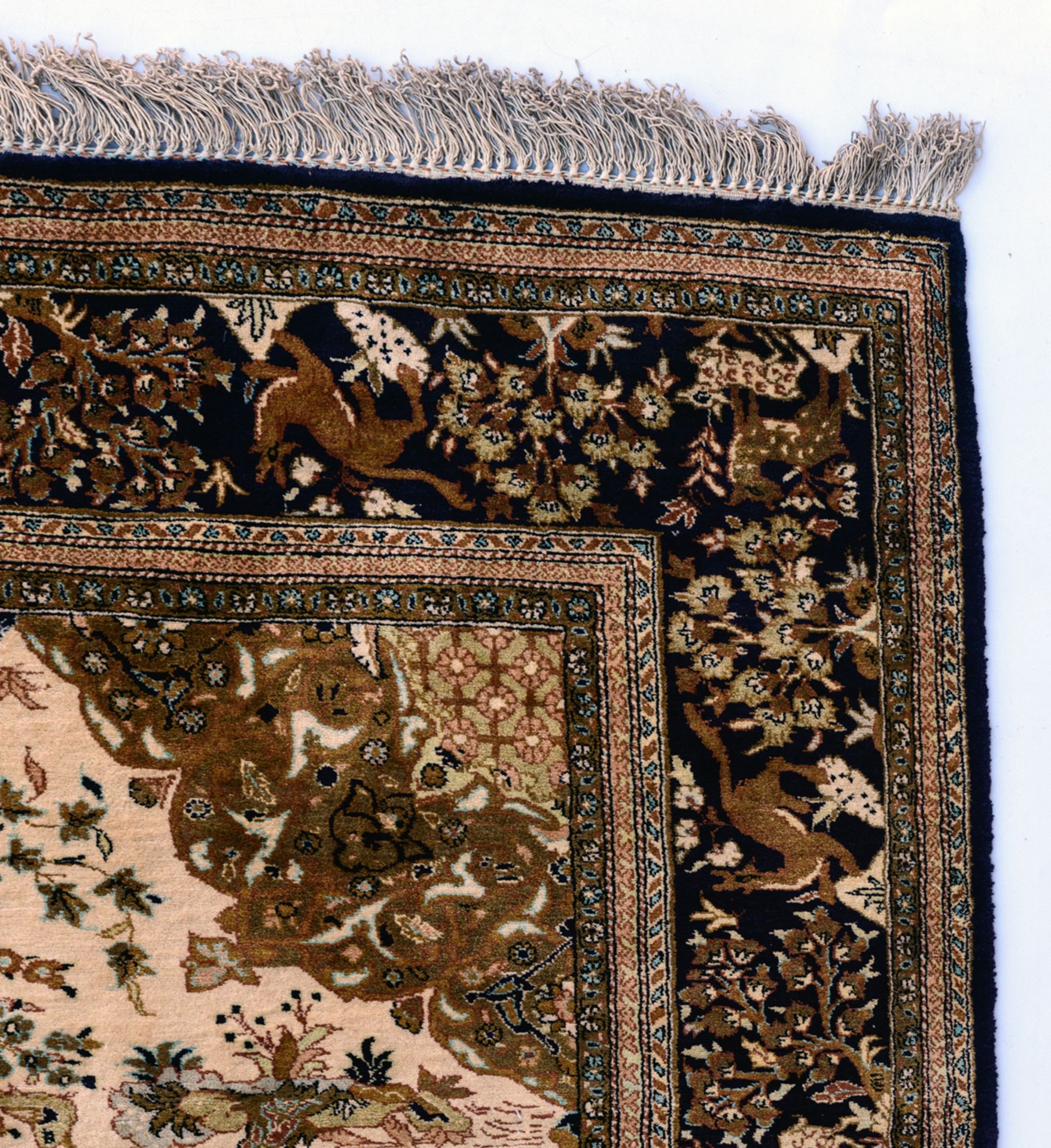 An Oriental silk rug depicting animals scenes in paradise, 145 x 227 cm - Image 5 of 6